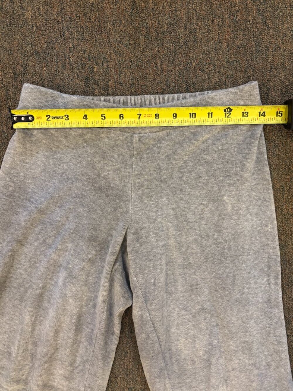 perfectwhitetee Holly Velour Sweatpant in Heather Grey Size XS - Picture 7 of 7